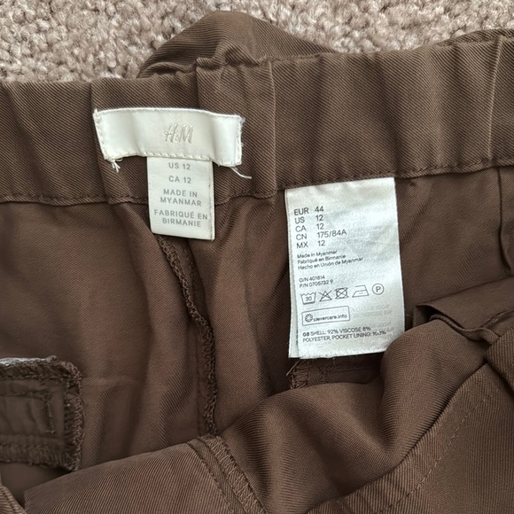 H&M Women's Brown Chinos with Tie Belt - Picture 2 of 3